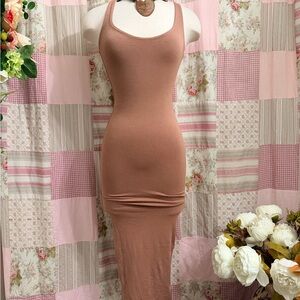 Naked wardrobe : Elegant Sleeveless Tan Dress